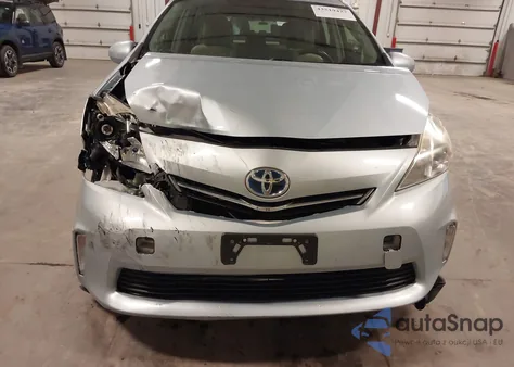 2012 Toyota Prius V Two из США, поврежденный, VIN JTDZN3EU2C3146117